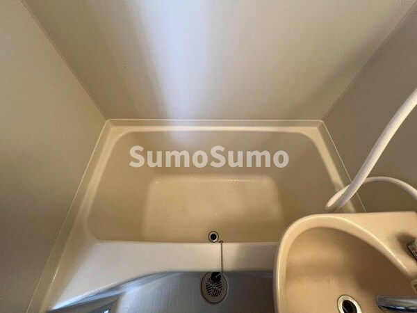 浴室(日々の暮らしに欠かせないお風呂です)