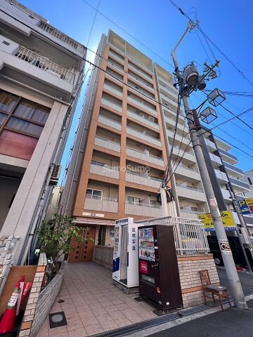 物件外観写真1　(外観もきれいです)