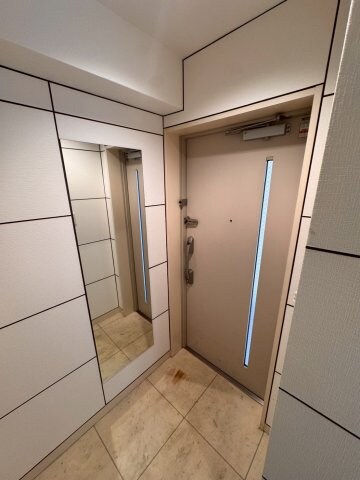 物件内観写真4　(玄関です)