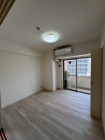 物件内観写真5　(ゆったり過ごせるリビングです)