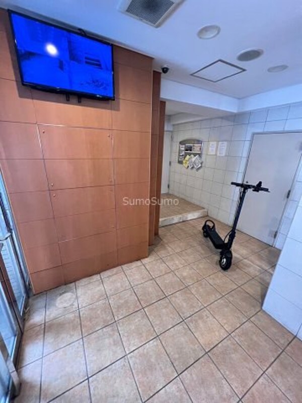 ロビー・ラウンジ(ゆとりのあるロビーです)