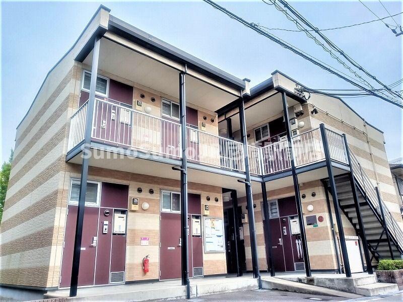 物件外観写真1　(外観もきれいです)