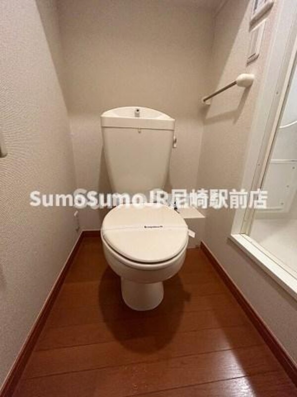トイレ(清潔感のあるトイレです)