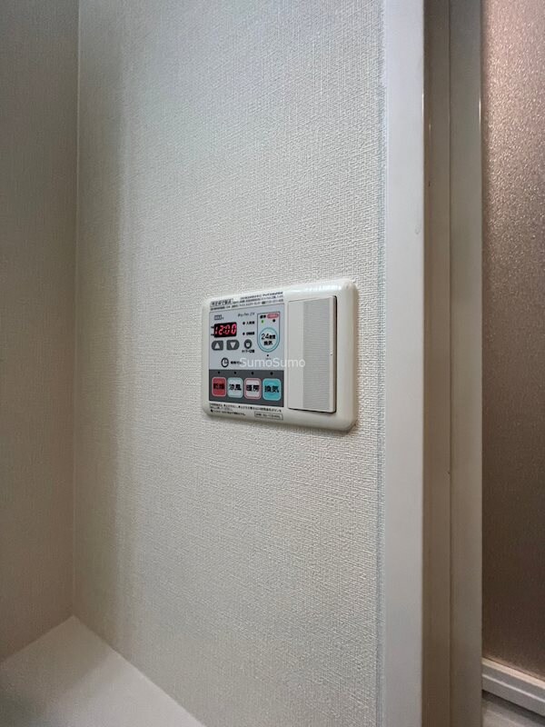 物件内観写真18　(日々の疲れを癒すお風呂付です)