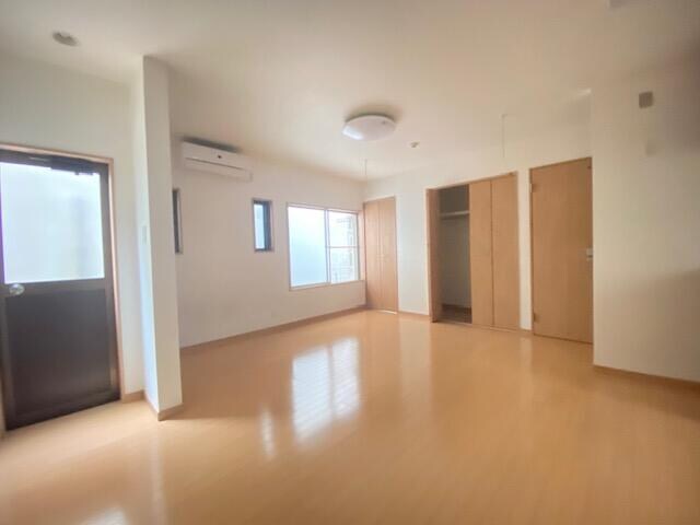 物件内観写真4　( )