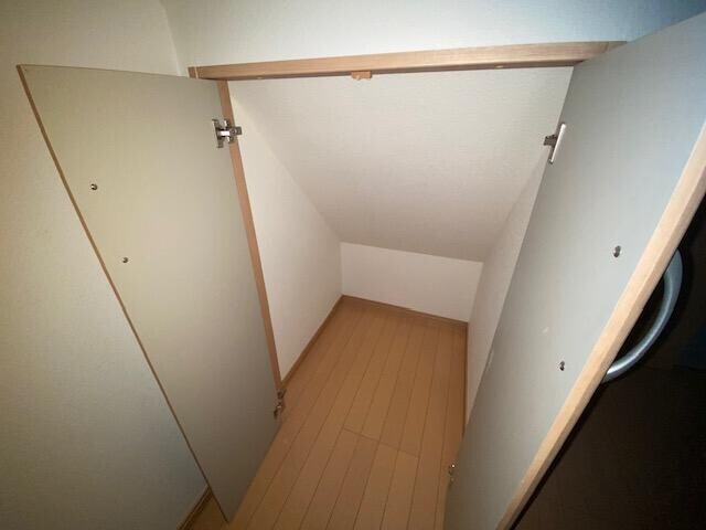 物件内観写真8　( )