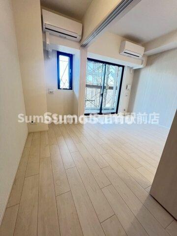 物件内観写真15　(ゆったりした洋室です)