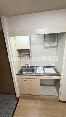 物件内観写真5　(キッチンでお料理をお楽しみください)