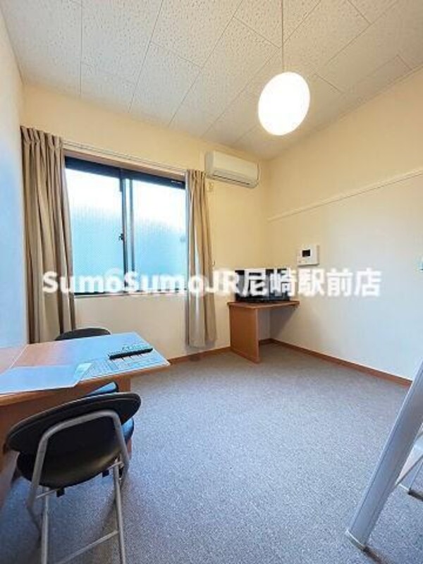 ロビー・ラウンジ(落ち着いたロビーです)