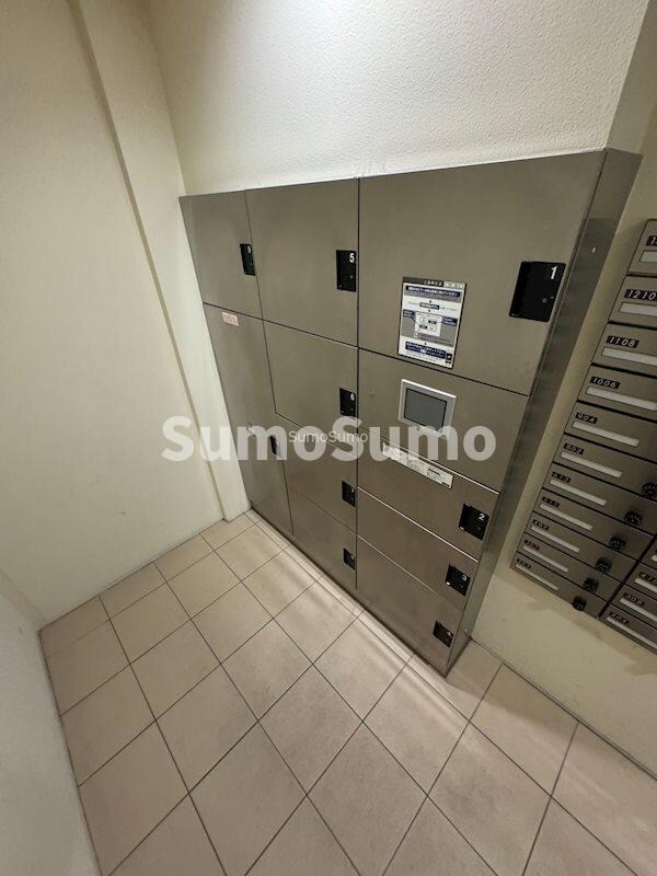 物件内観写真18　(外観は落ち着いています)