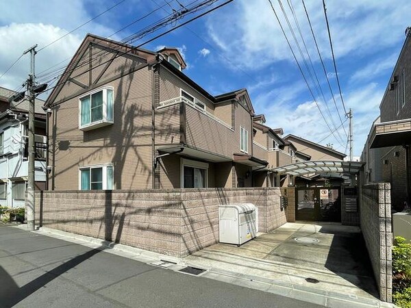 エントランス( )