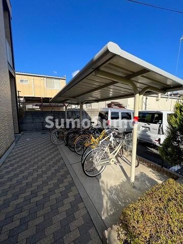 物件外観写真3　(きれいな外観です)