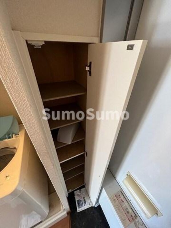 収納(こまごまとしたものを収納できそうですね)