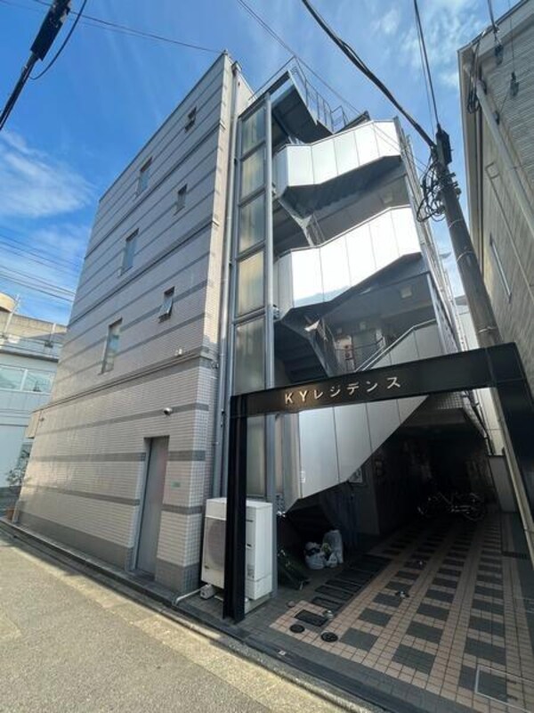 外観(鉄骨造4階建 )