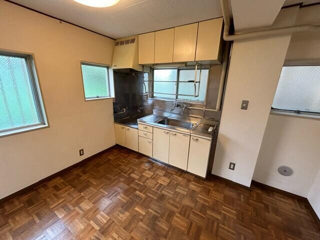 物件内観写真5　( )