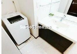 物件内観写真8　(コンパクトで使いやすい洗面所)