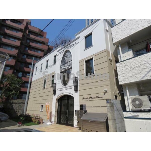 外観(落ち着いた雰囲気の外観です)