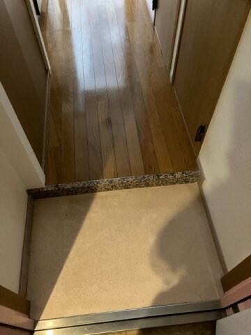 物件内観写真4　(きれいな玄関です)