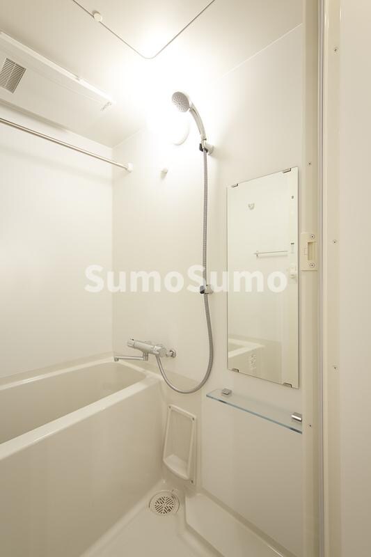 物件内観写真8　(日々の暮らしに欠かせないお風呂です)