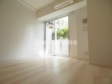 物件内観写真4　(使いやすい居間です)