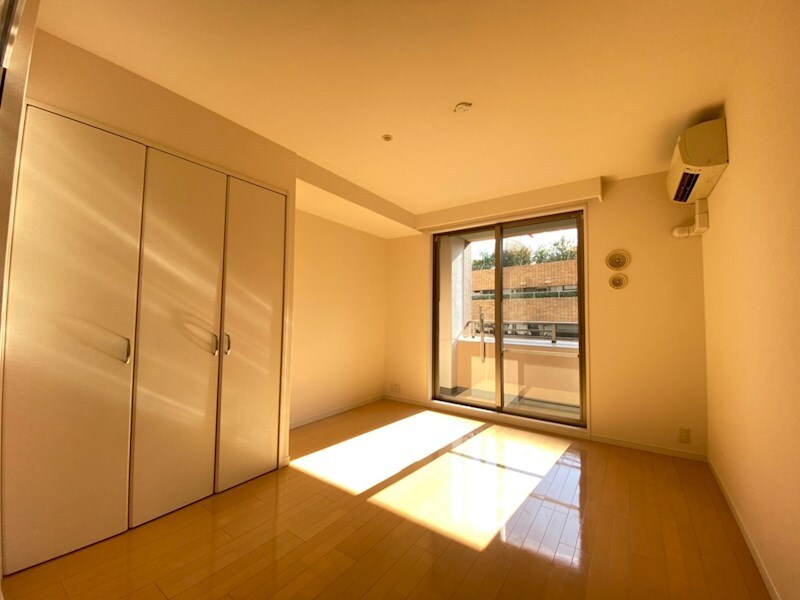 物件内観写真8　(落ち着いて過ごせるお部屋なので、寝室にいかがでしょうか)