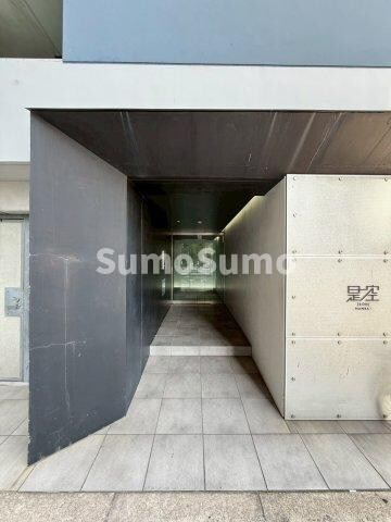 物件外観写真2　(毎日通るエントランスはこのようになっています)