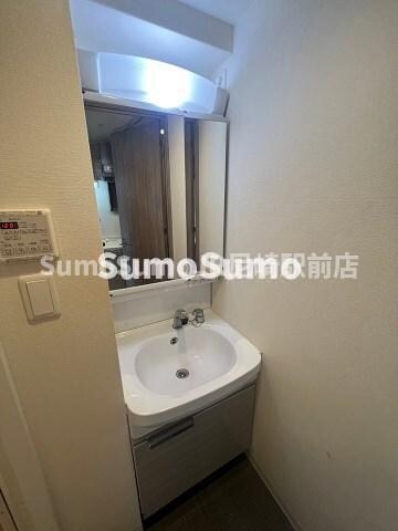 物件内観写真9　(独立洗面化粧台付き)