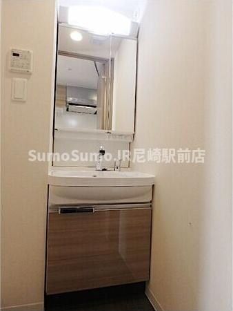 物件内観写真26　(独立洗面化粧台が付いています)