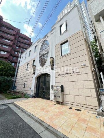 物件外観写真1　(外観もきれいです)