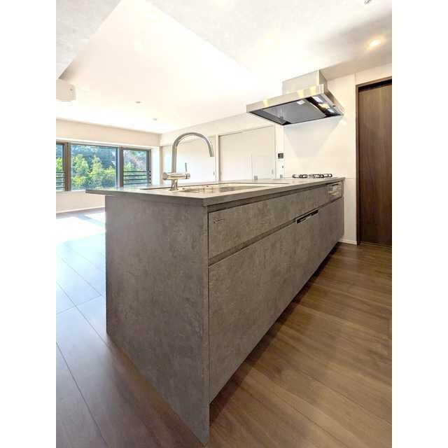 物件内観写真5　( )