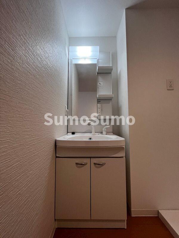 物件内観写真11　(使いやすい洗面所です)