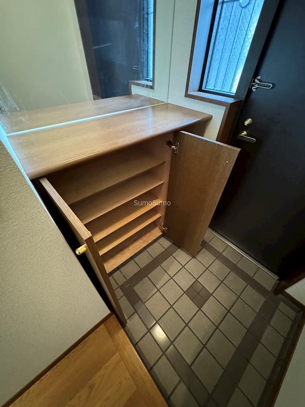 収納(小物を収納するのに便利です)