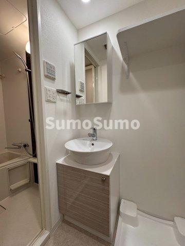 物件内観写真11　(スペースが確保できる洗面所です)