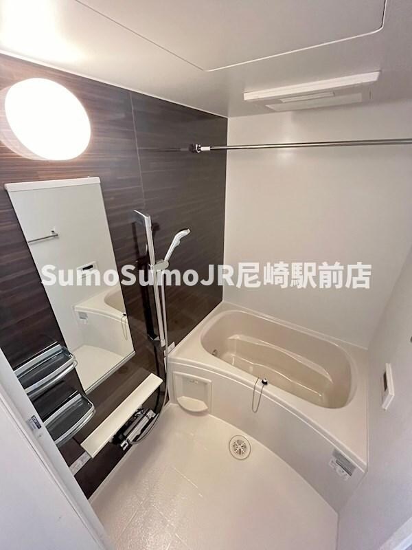 物件内観写真8　(日々の暮らしに欠かせないお風呂です)