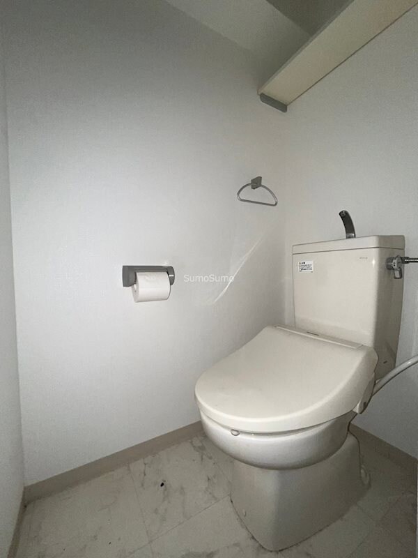 物件内観写真10　(トイレもきれいです)