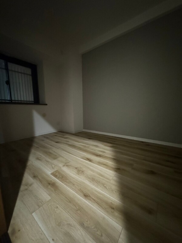 その他(落ち着いて過ごせるお部屋なので、寝室にいかがでしょうか)