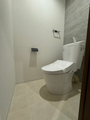 物件内観写真12　(トイレもきれいです)