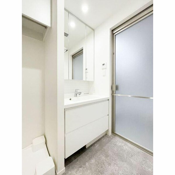 洗面・脱衣所( )