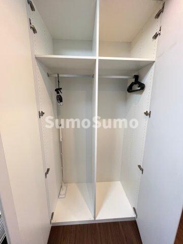 物件内観写真23　(シンプルで使いやすい玄関です)