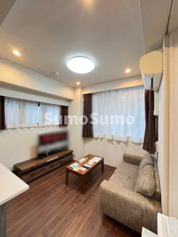 居室(使いやすい居間です)