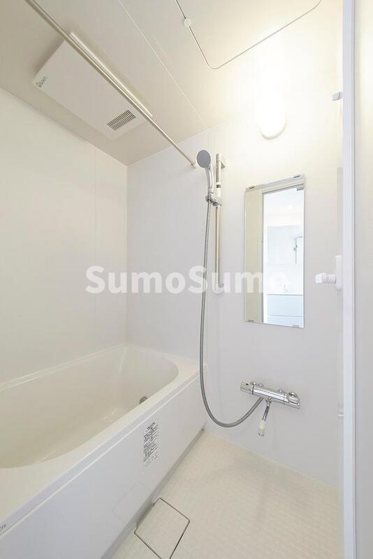 物件内観写真5　(お風呂です)