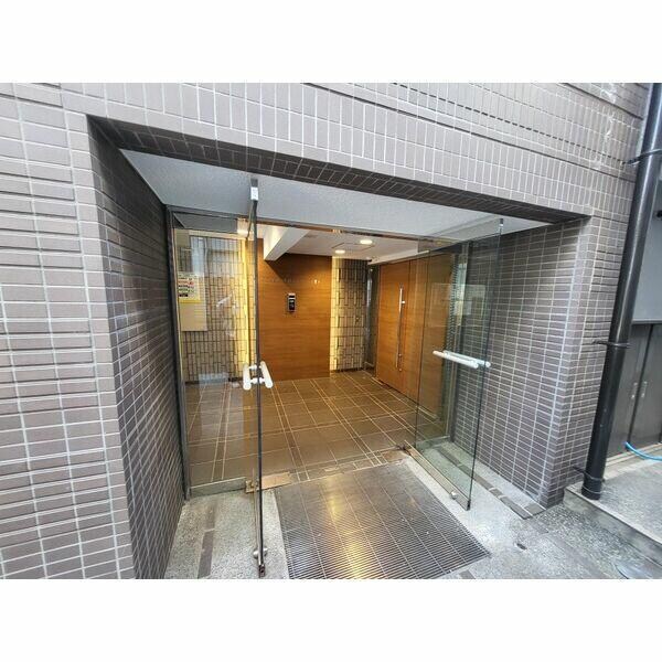 エントランス( )