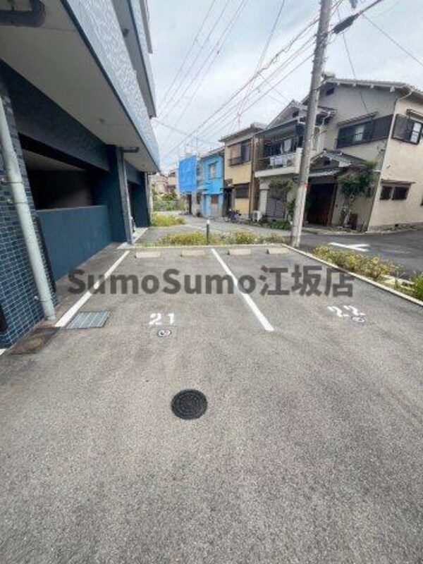駐車場(駐車場です)