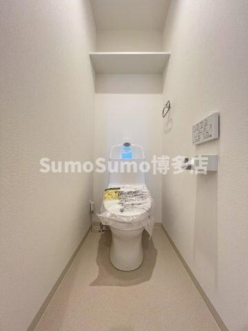 物件内観写真8　(コンパクトで使いやすいトイレです)