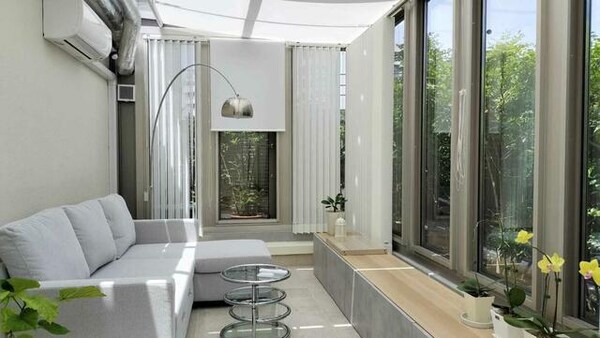 エントランス( )