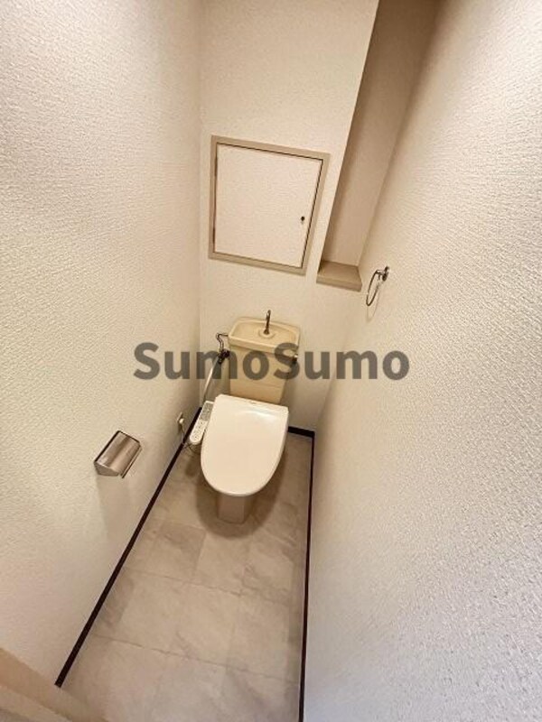 トイレ(ゆったりとした空間のトイレです
外観もきれいです)