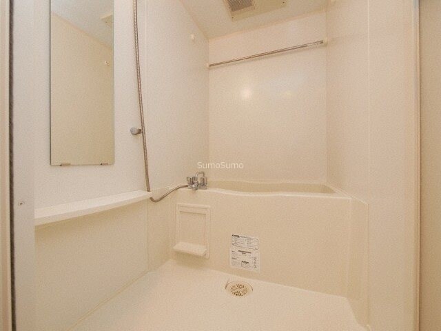 物件内観写真9　(きれいなお風呂です)