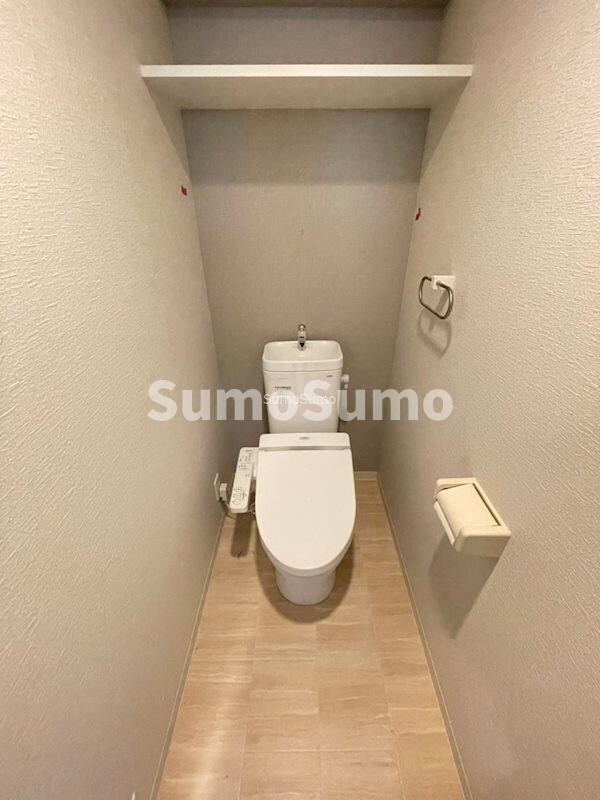 トイレ(コンパクトで使いやすいトイレです)