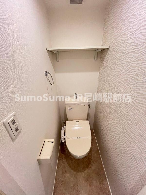 トイレ(シンプルで使いやすいトイレです)