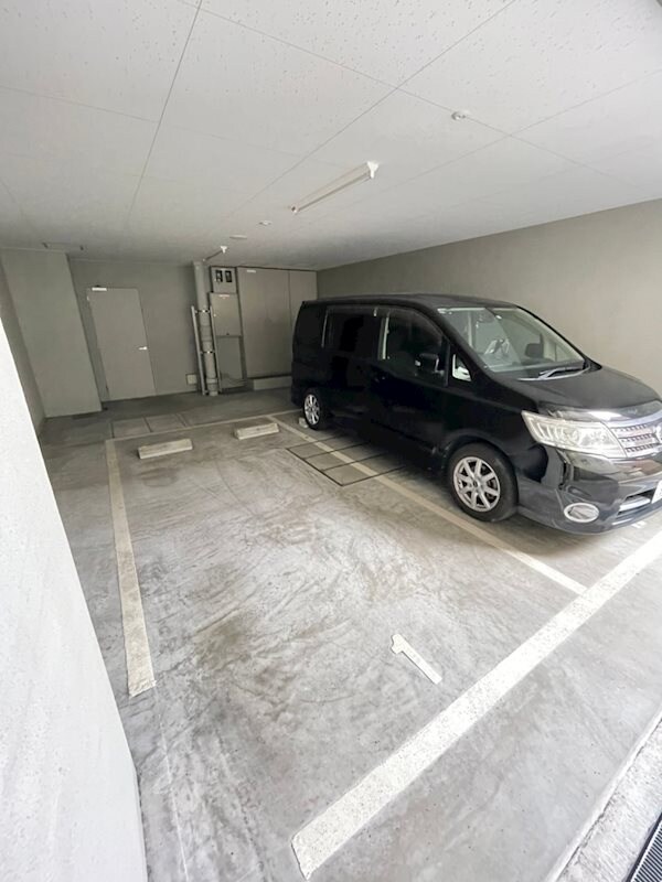 物件外観写真4　(カースペースがあります)